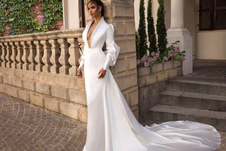 Платья с пышными рукавами