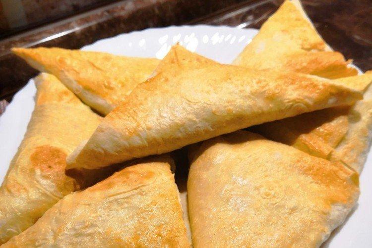 Пирожки из лаваша с шоколадом