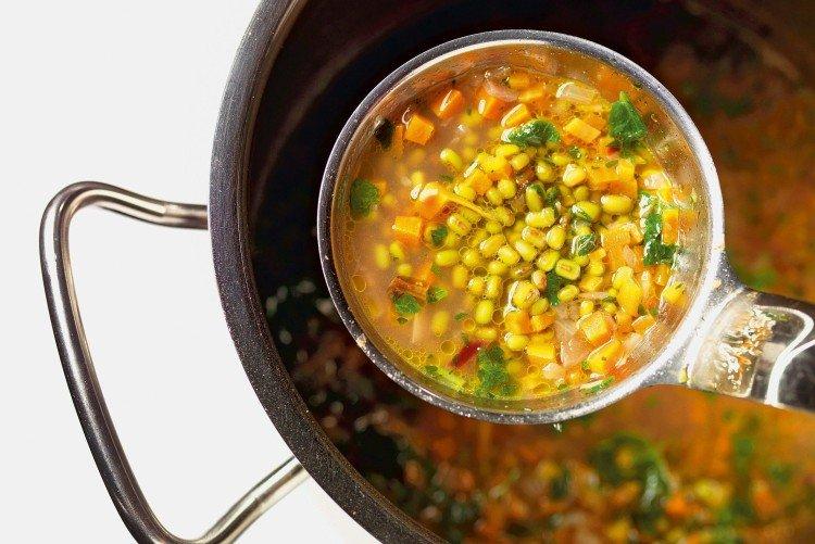 Суп из маша с мятой