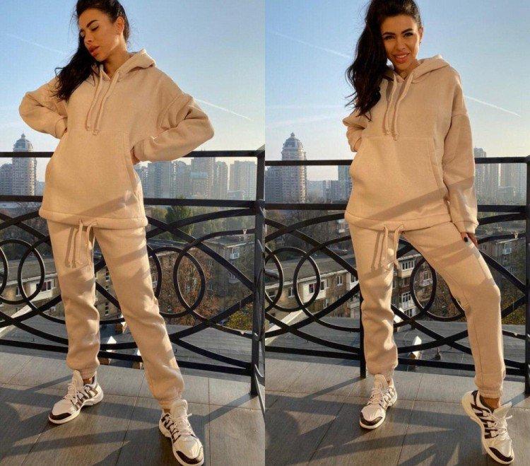 Модные женские спортивные костюмы 2021 - фото