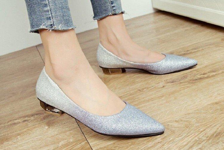 Туфли без каблука