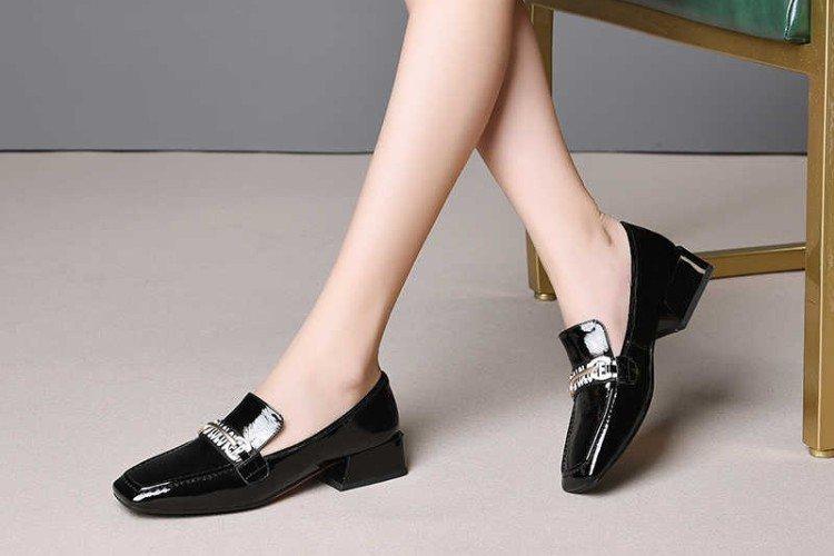 Модные женские туфли 2021 - фото и идеи