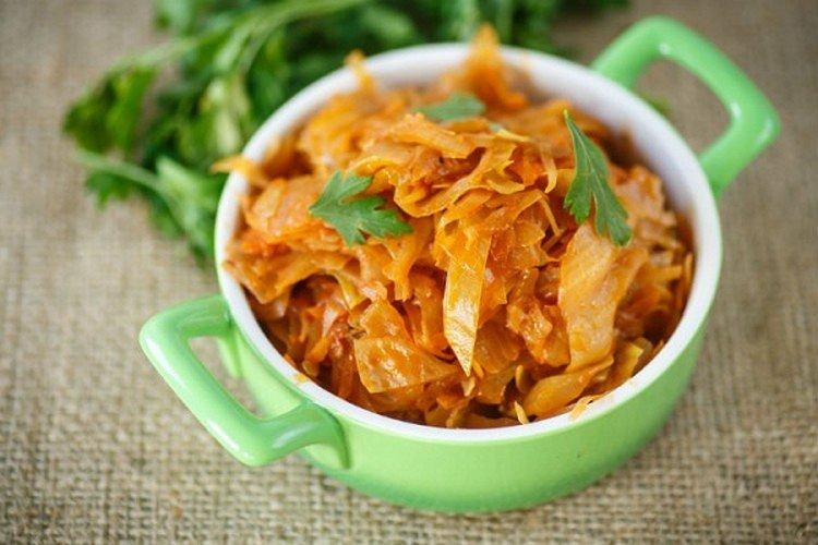 Тушеная пекинская капуста