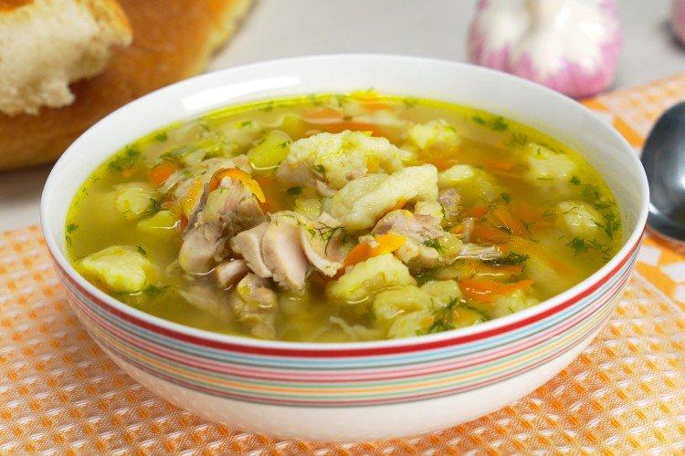 Куриный суп с галушками