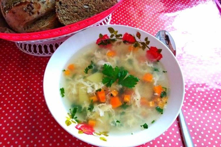 Картофельный суп с яйцом