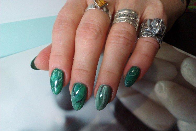 Мрамор и разводы