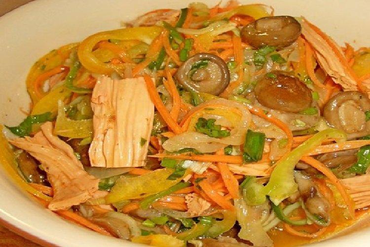 Шампиньоны по-корейски с фучжу