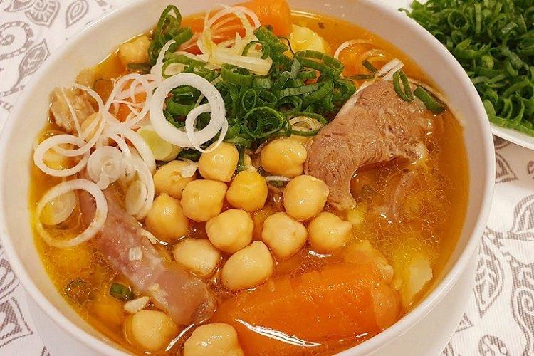 Шурпа из говядины и нута