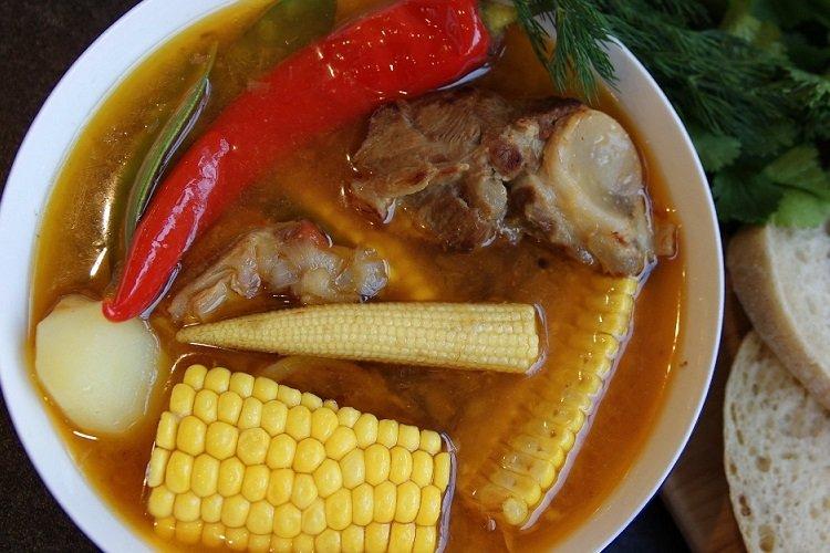 Шурпа из баранины с кукурузой