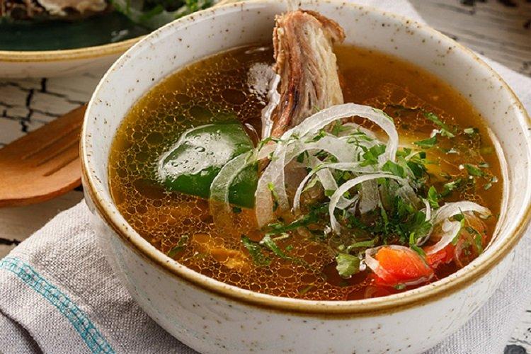 Шурпа с бараниной по-татарски