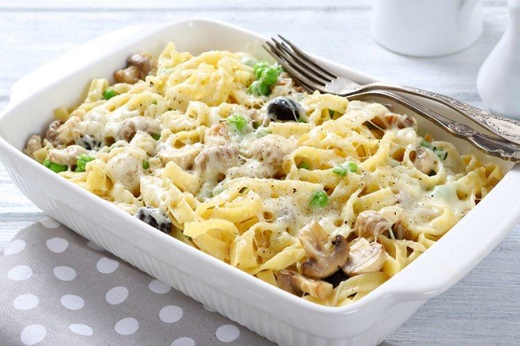 Запеканка из макарон с шампиньонами