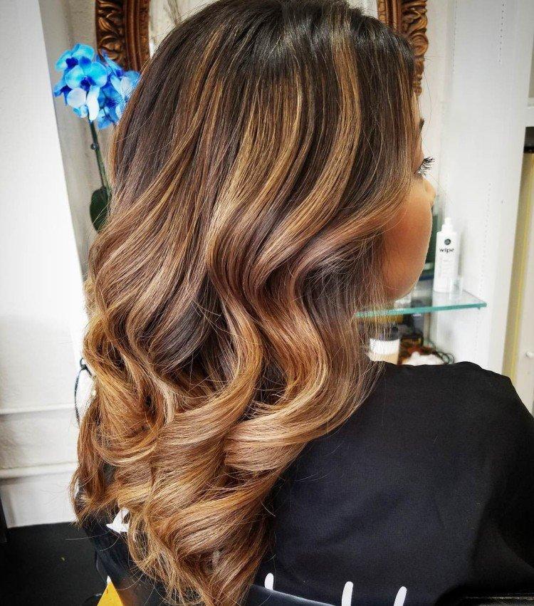 Мелирование на темные волосы - фото