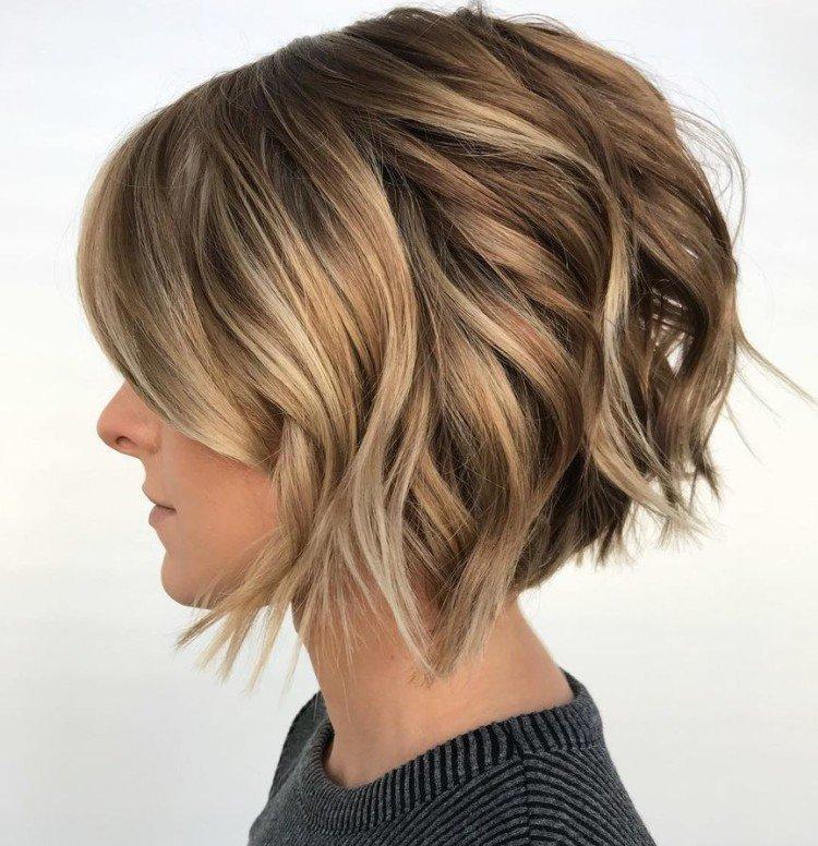 Мелирование на короткие волосы 2021 - фото