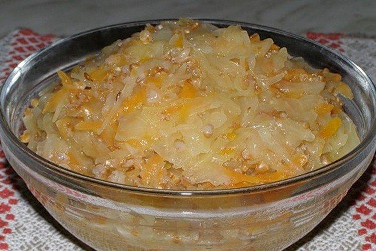 Ячневая каша с квашеной капустой