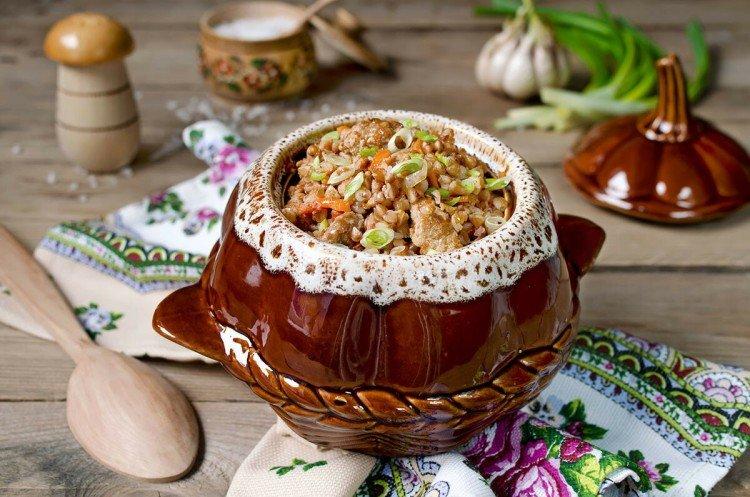 Гречневая каша в горшочках