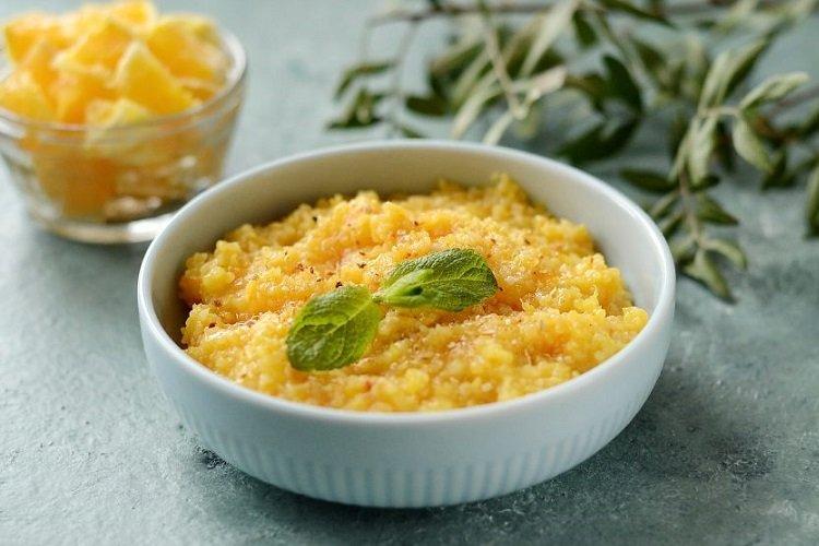 Кукурузная каша с имбирем и апельсинами