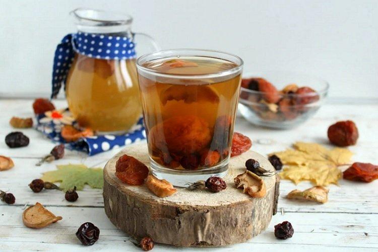 Компот из сухофруктов с анисом