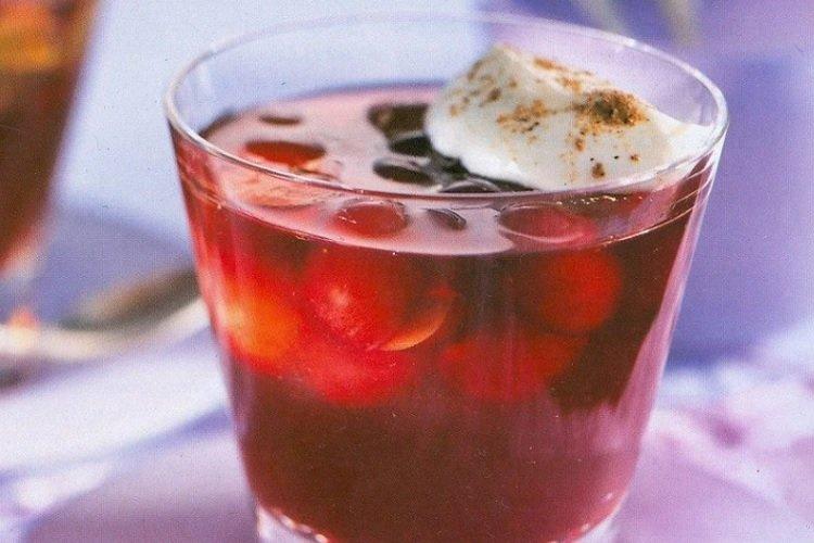 Компот из сухофруктов и бренди