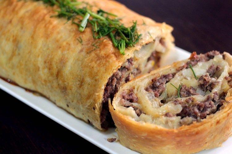 Лаваш с фаршем и сыром