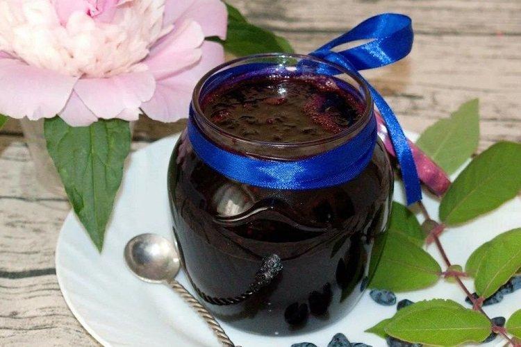 Варенье с жимолостью и лимоном