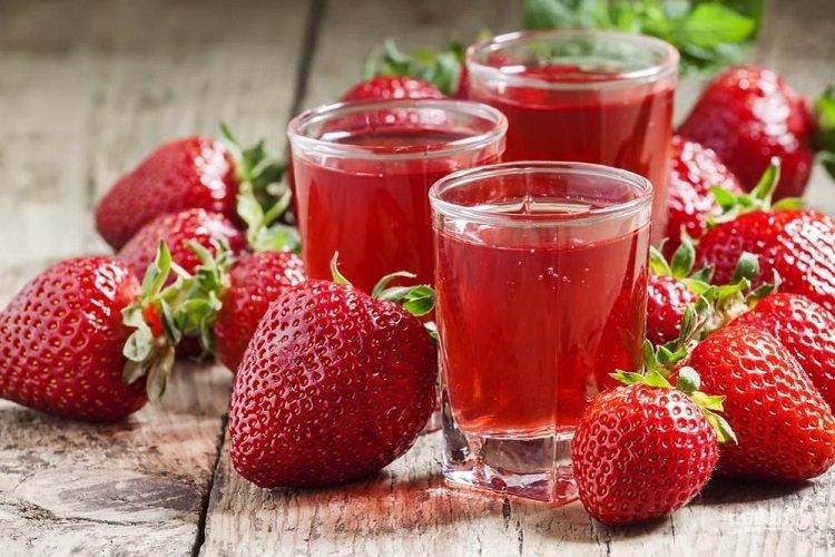 Компот из замороженной клубники