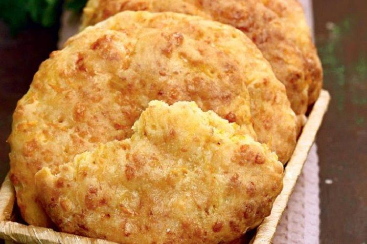 Сырные лепешки с морковью
