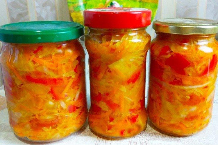 Салат с кабачками и капустой