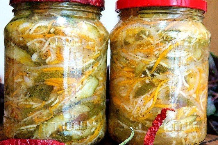 Салат из кабачков с огурцами