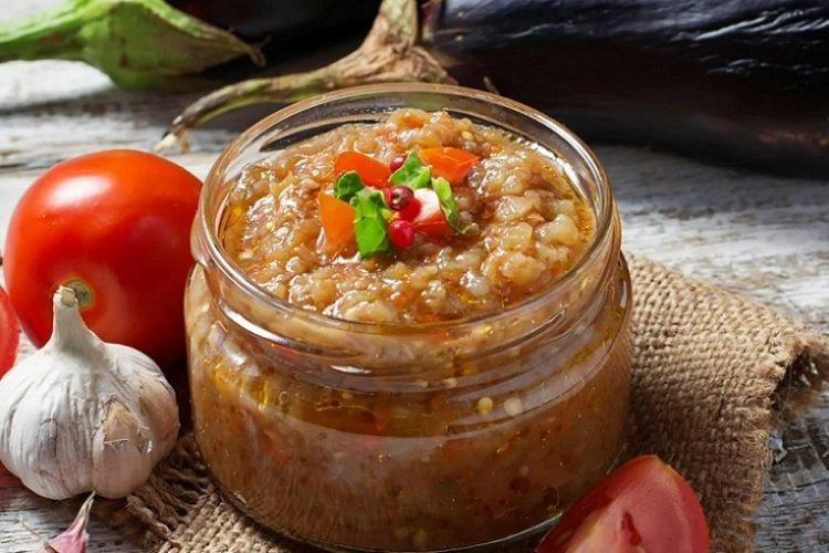 Икра из кабачков и баклажанов