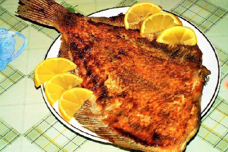 Камбала, запеченная с лимоном