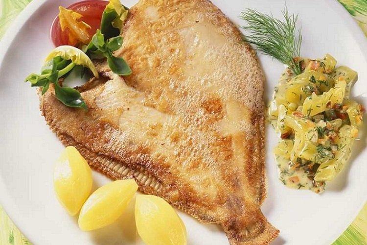 Камбала со сметаной в духовке