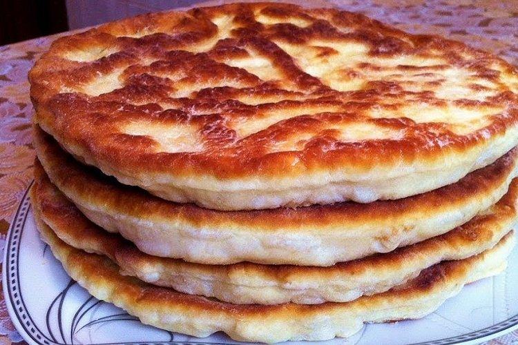 Лепешки с кокосовой стружкой на сковороде