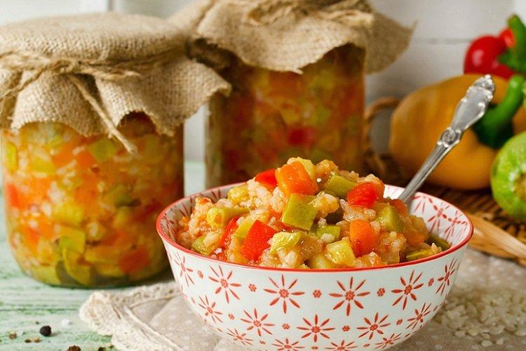 Кабачки с рисом на зиму