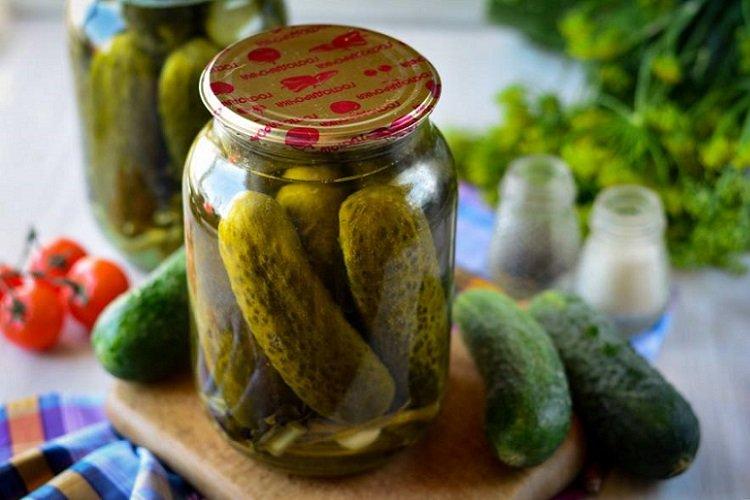 Хрустящие огурцы с ржаной мукой