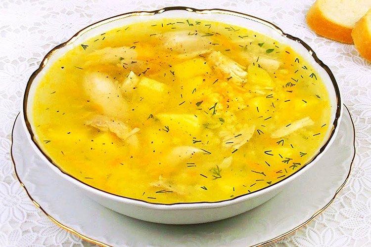Суп с курицей, пшеном и капустой