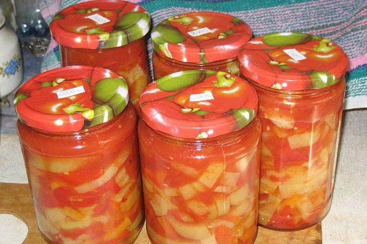 Салат из сладкого перца с луком