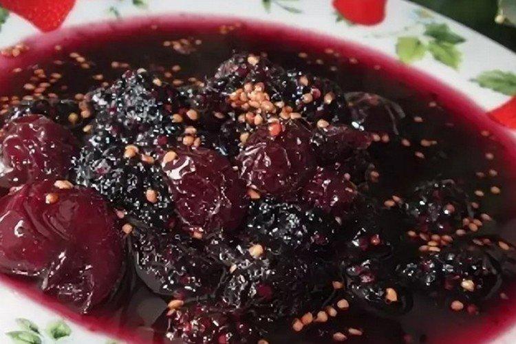 Варенье с шелковицей и вишней