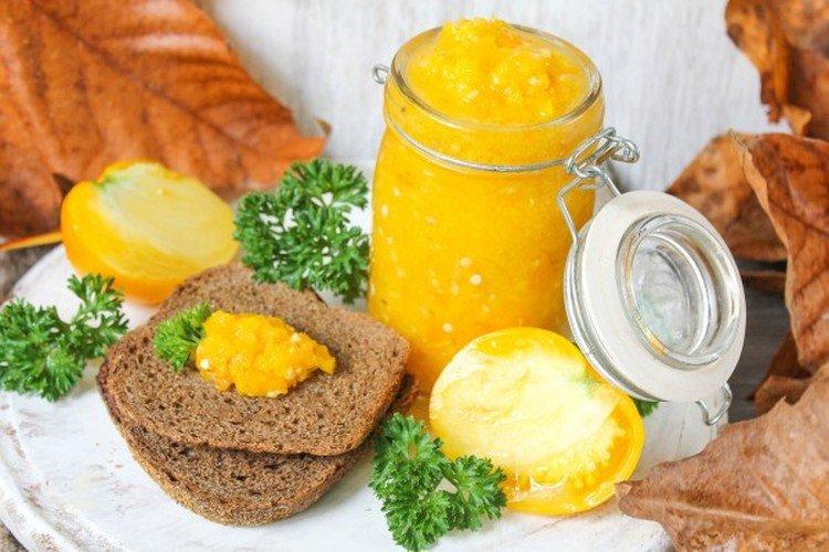 Аджика из желтых помидоров