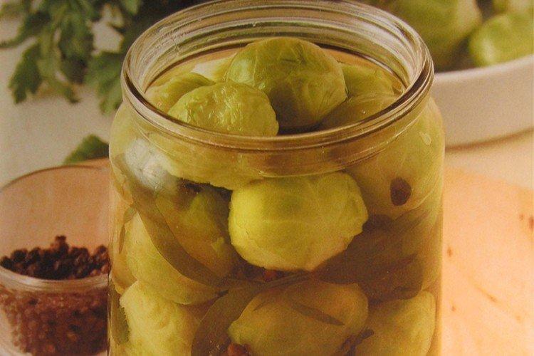 Салат из брюссельской капусты на зиму