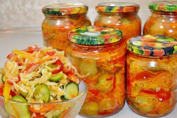 Салат из капусты с огурцами на зиму