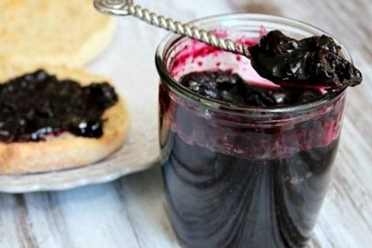 Жимолость с черникой на зиму