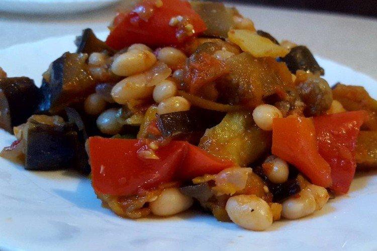 Соте с овощами и фасолью