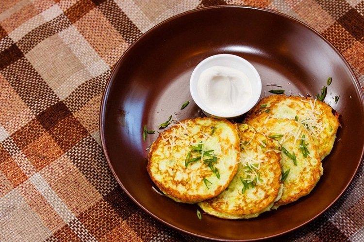 Оладьи из кабачков и картошки