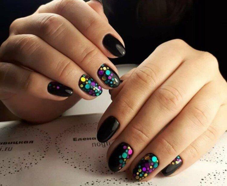 Маникюр с камифубуками