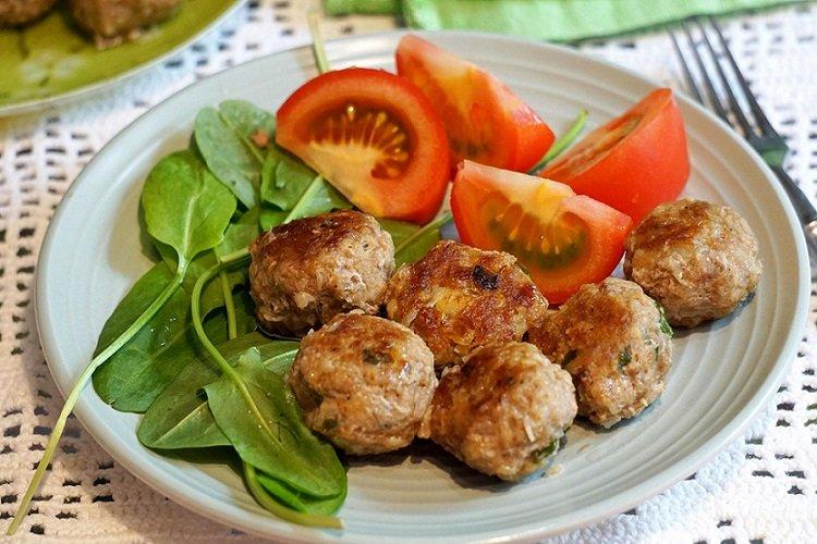 Котлеты с кабачком по-гречески