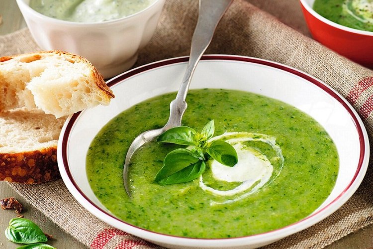 Суп-пюре из кабачков и цветной капусты