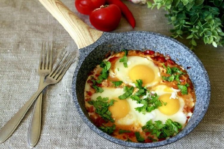 Шакшука с помидорами черри