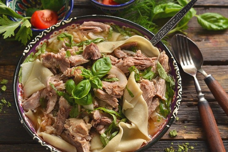 Бешбармак с базиликом