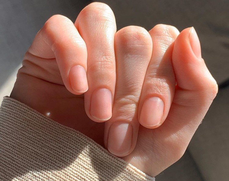 Осенний маникюр без покрытия