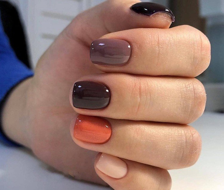 Разноцветные ногти